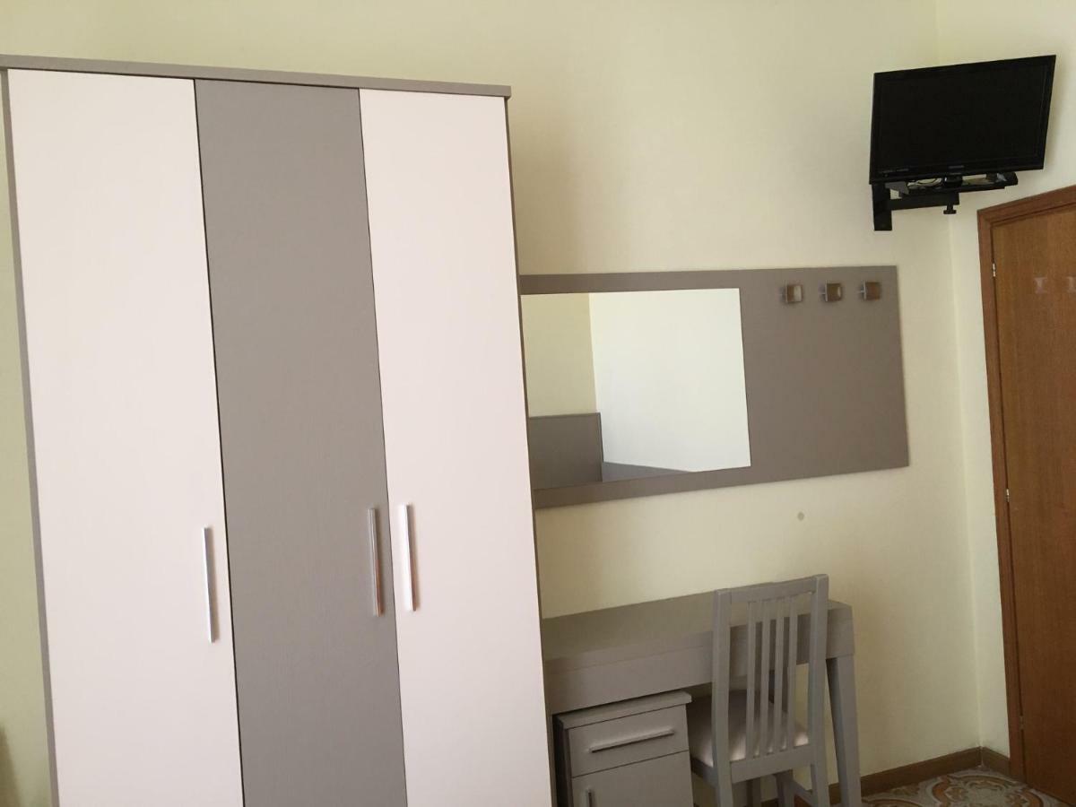 Hotel Laila Cesenatico Extérieur photo