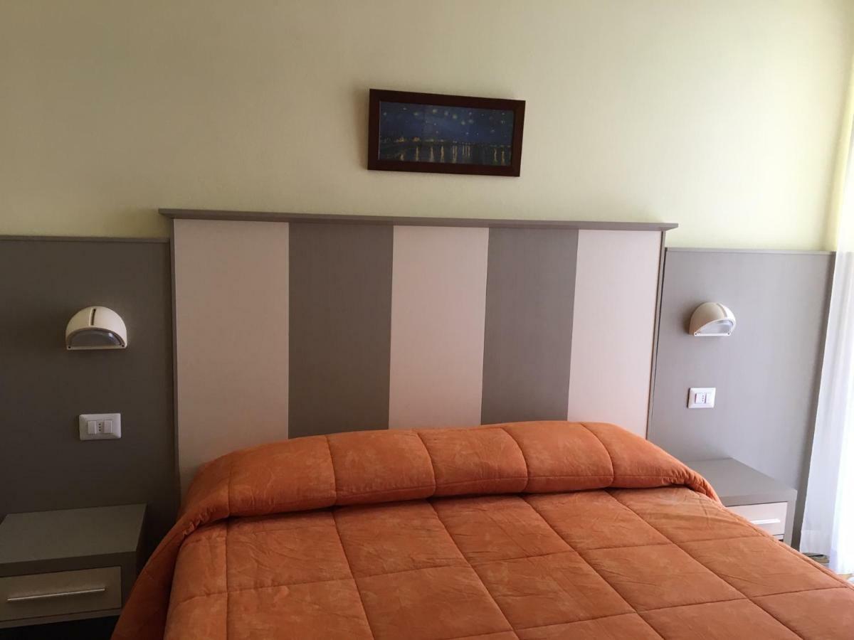 Hotel Laila Cesenatico Extérieur photo